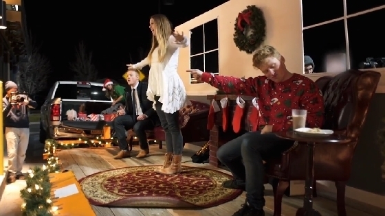 DriveThruChristmas04.JPG